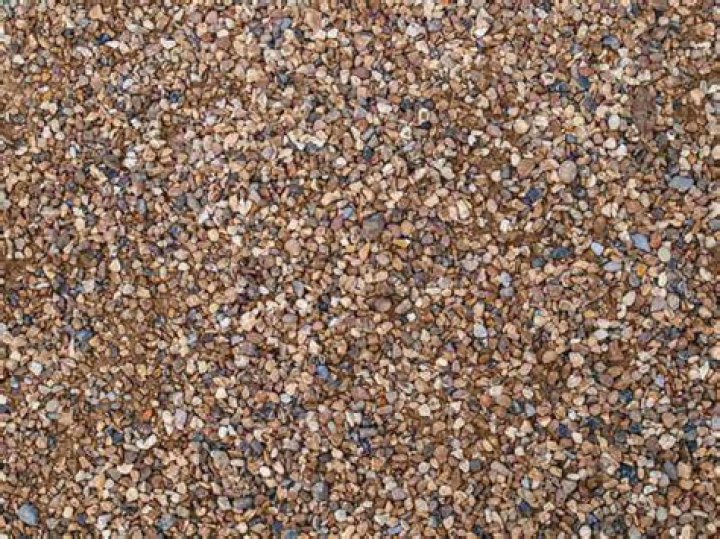 How much is a scoop of pea gravel